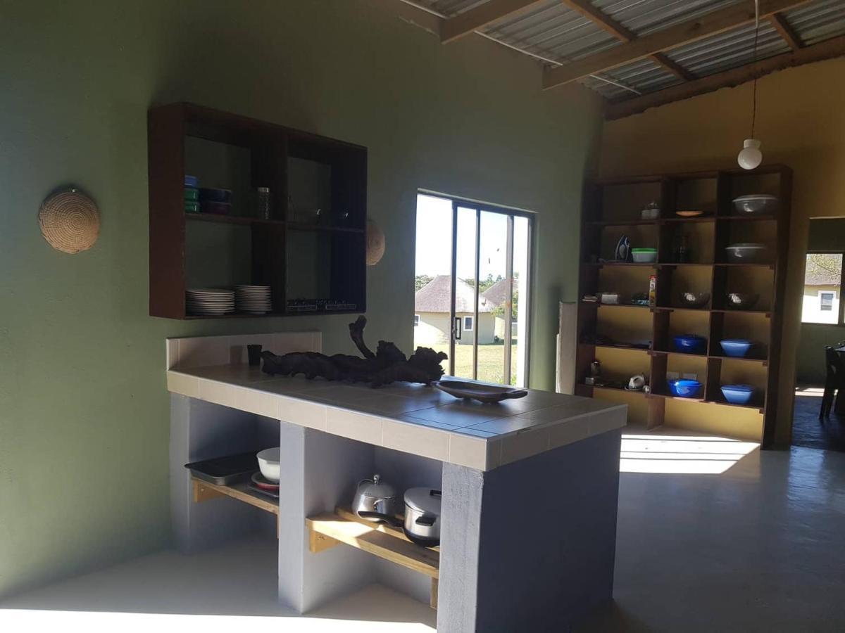 Izulu Eco Lodge Sodwana Bay Exterior photo